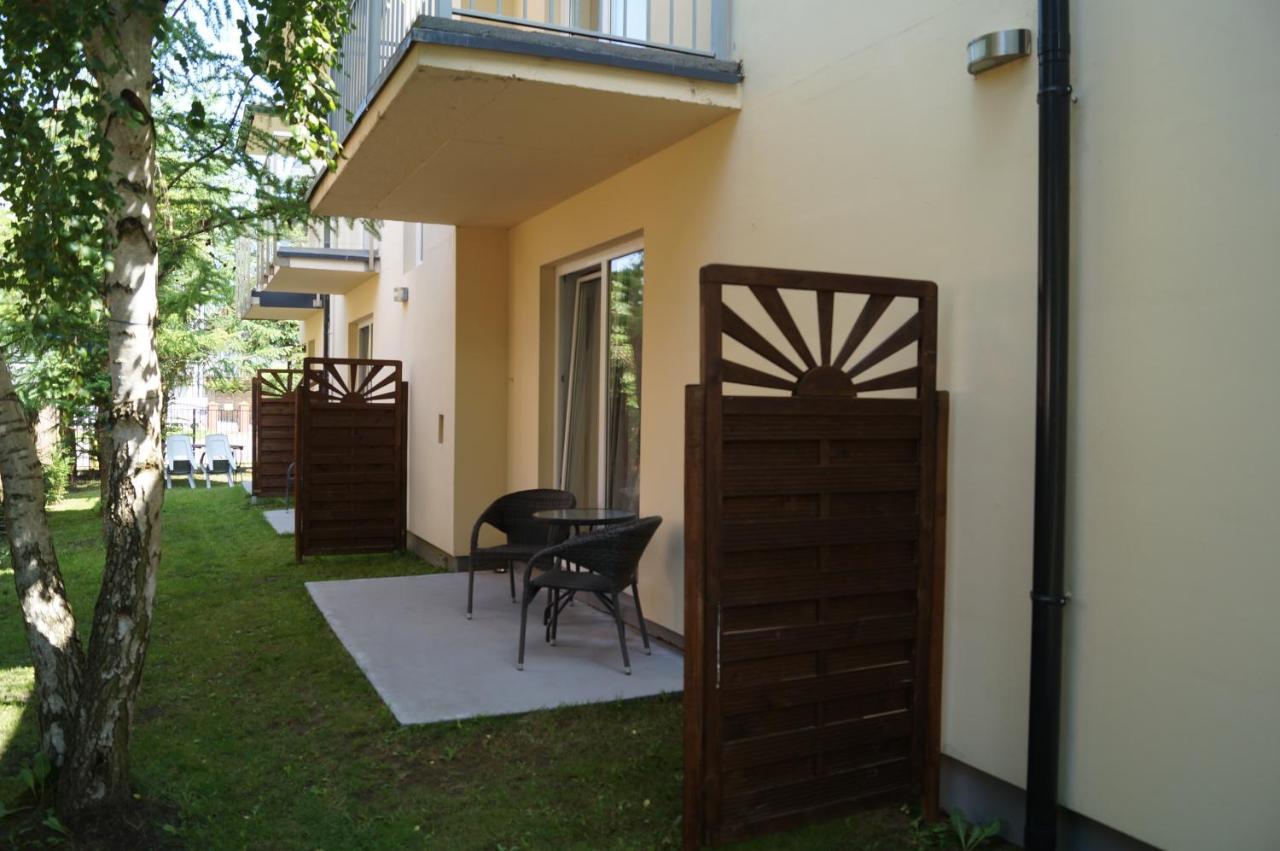 Bursztyn 2 Apartment Rewal Exterior foto