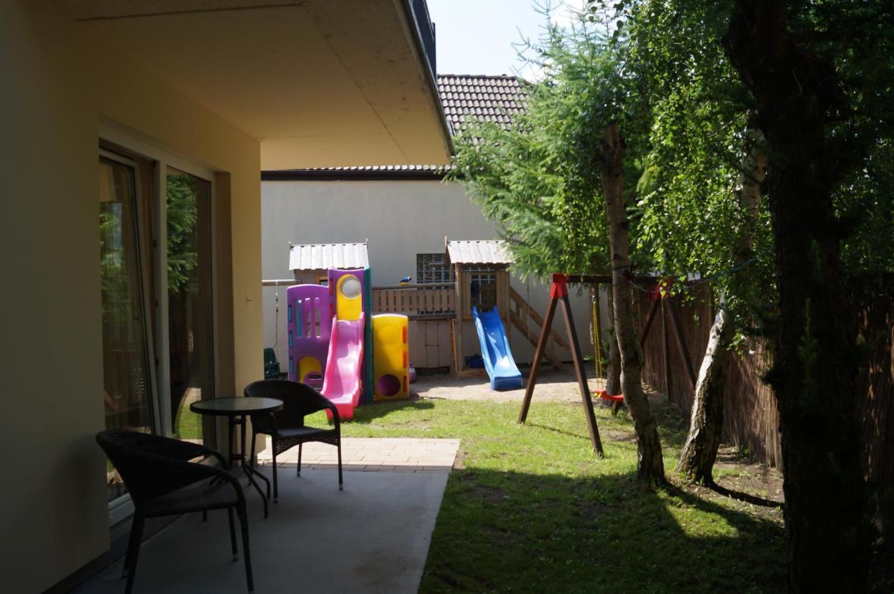 Bursztyn 2 Apartment Rewal Exterior foto