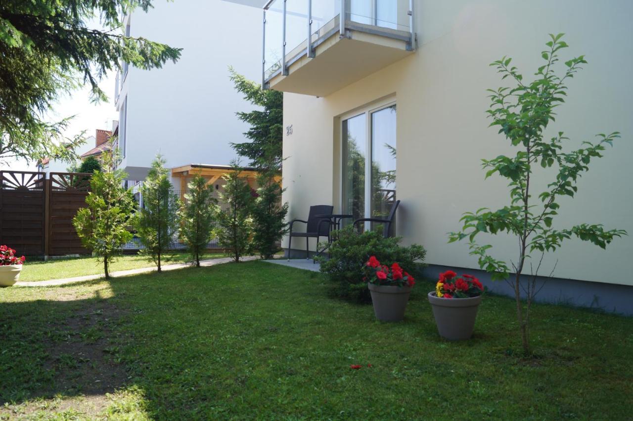 Bursztyn 2 Apartment Rewal Exterior foto