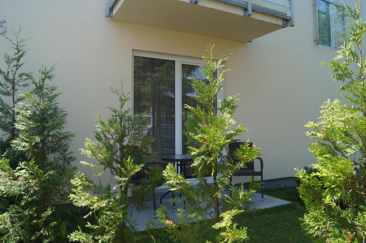Bursztyn 2 Apartment Rewal Exterior foto