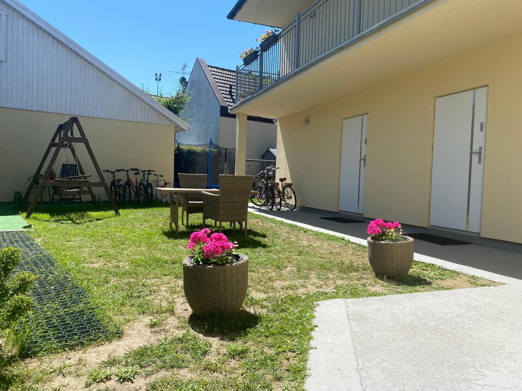 Bursztyn 2 Apartment Rewal Exterior foto