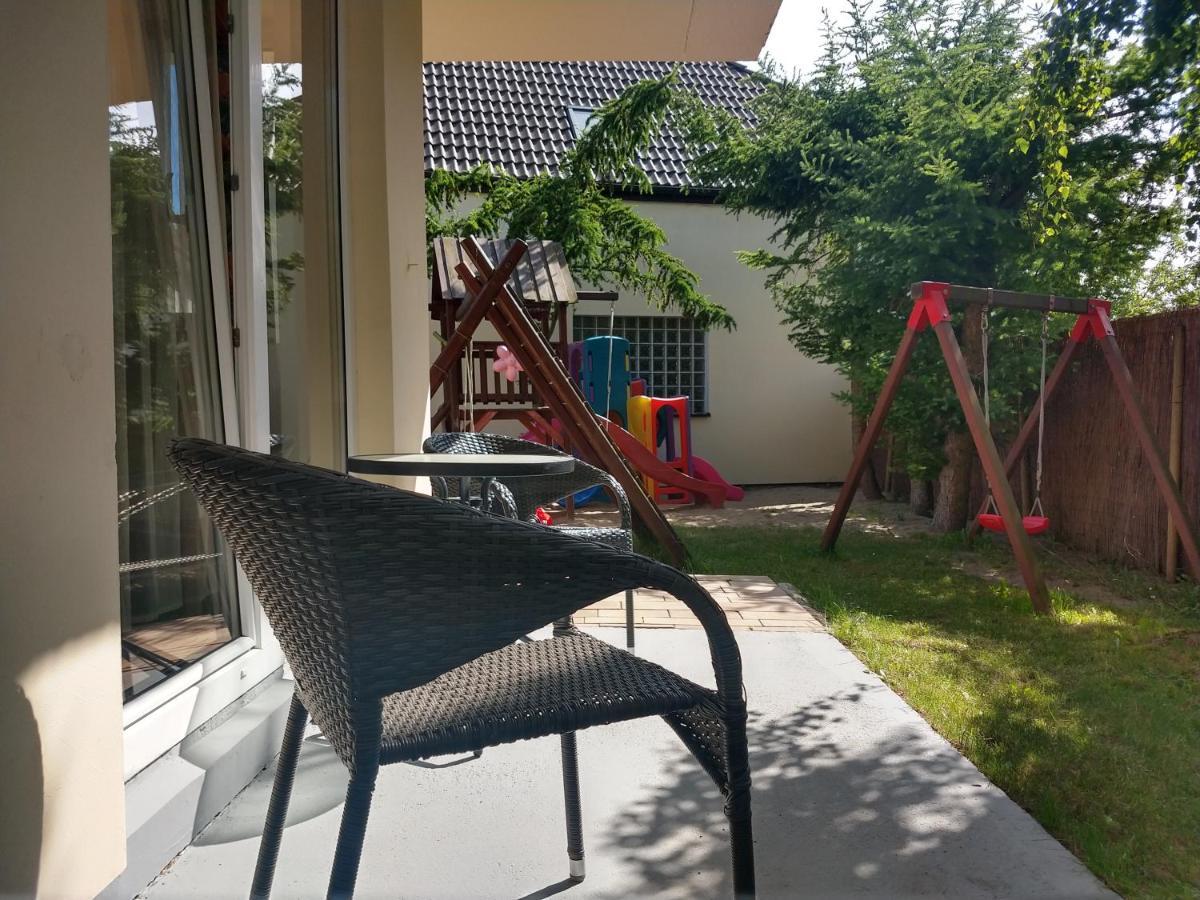Bursztyn 2 Apartment Rewal Exterior foto